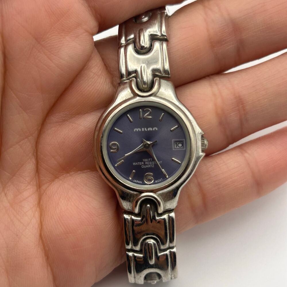 Milan Silver Tone WR 23mm St. Steel Women’s Watch Working New Battery - Picture 4 of 8